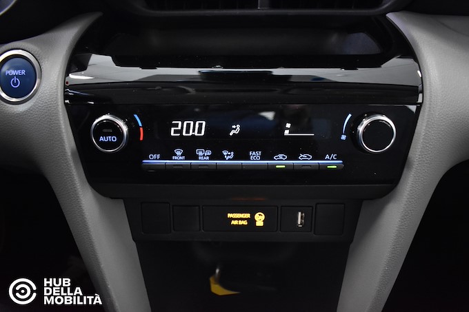 TOYOTA Yaris Cross 1.5 Hybrid 5p. E-CVT Business